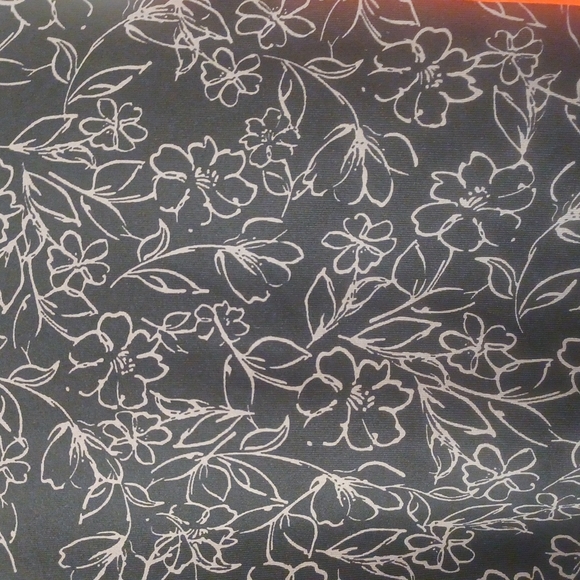 NEW HANG TEN TEE SHIRT - Picture 2 of 5